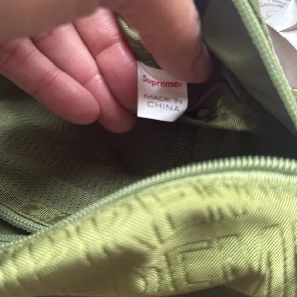 Supreme Green Belt Bag with Adjustable Strap - Picture 7 of 11